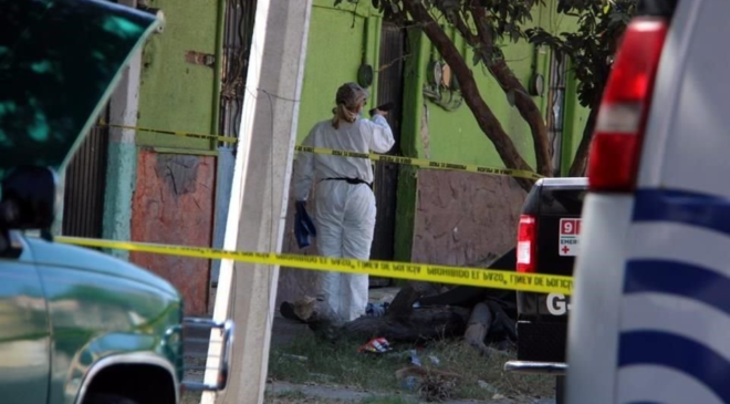 Grupo armado ingreso a un domicilio en Tezontepec y acribilló a balazos a un hombre