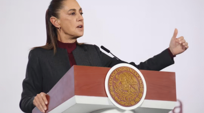 “Los libros de texto no son patrimonio de una persona”; Sheinbaum reacciona a caso de Max Arriaga y la SEP