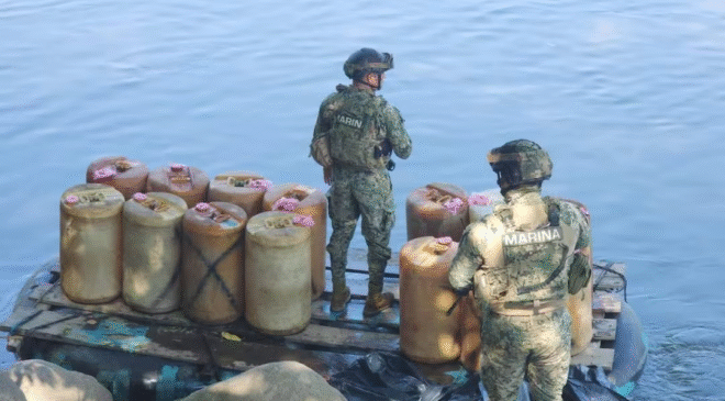 Contrabando de gasolina desde Guatemala aumenta en la frontera sur; precio hasta 17 pesos más barato incentiva tráfico por el Suchiate