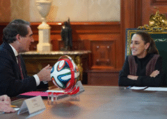 Guadalajara será primer lugar de visita del trofeo de la Copa Mundial 2026: Sheinbaum; se reúne con CEO de Coca-Cola