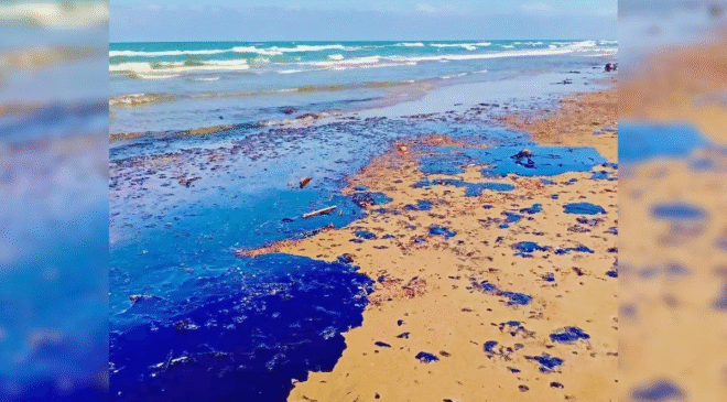 Califican de “etnocidio” el derrame de combustible en costas de Veracruz
