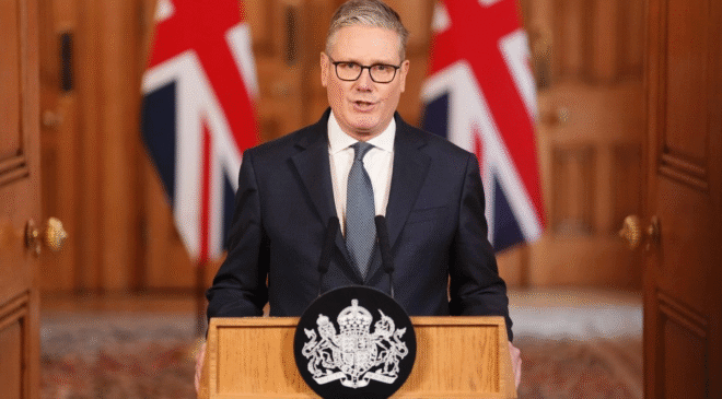 Reino Unido acepta que EU utilice sus bases para destruir misiles iraníes