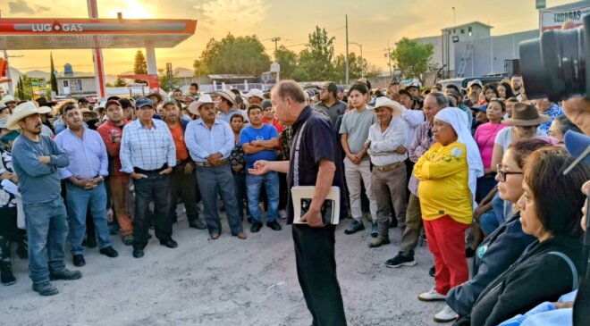 El hartazgo y falta de atención en la presa Endho, llevará a la población a realizar diversas acciones para que las autoridades atiendan ya la problemática del mosco cúlex y el lirio acuático