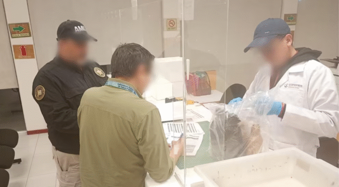 Farmacéutica se deslinda de “suero vitaminados” relacionados con cuatro muertes en Sonora