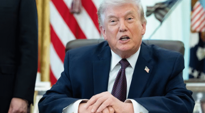 Trump va al debate en la Corte sobre su orden para limitar ciudadanía por nacimiento; es la primera vez que lo hace un mandatario