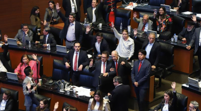 Senado abre camino a la regulación de la IA: cárcel por «infracciones gravísimas»