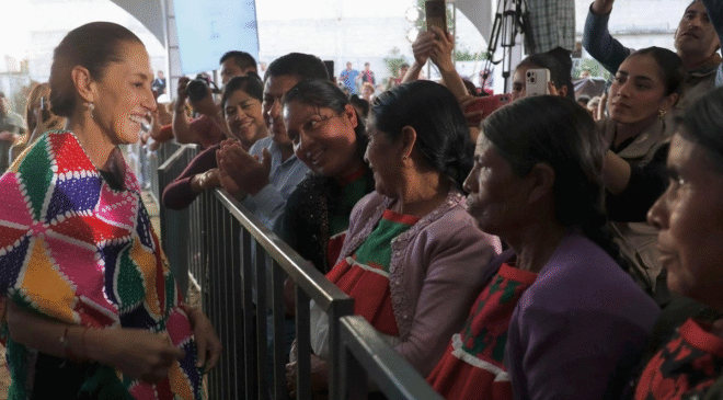 Sheinbaum atiende quejas por falta de medicinas en Hidalgo