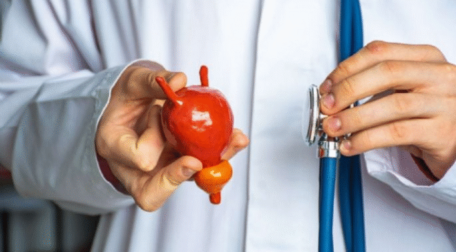 Urólogo señala que el tabaco es la principal causa del cáncer de vejiga: «Es enfermedad prevenible»