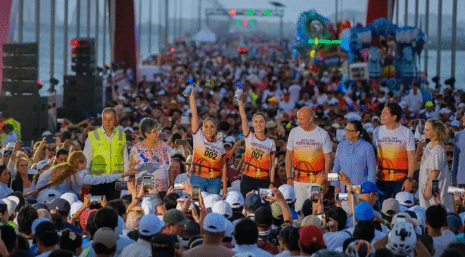 Al inaugurar el Puente Nichupté, Sheinbaum contrapone obra pública de la 4T a gobiernos anteriores