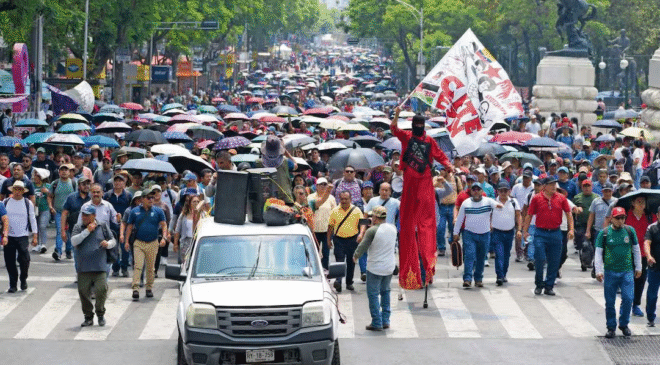 CNTE retoma control de plazas con oferta de gobierno, alertan; ven riesgo de compraventa