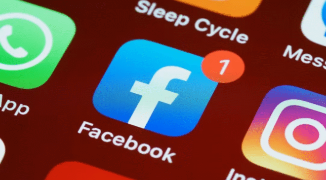 Usuarios reportan caída de Instagram, Facebook, Messenger y WhatsApp