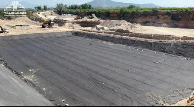 La Semarnath junto con habitantes de Tezontepec verifican los estudios que se presentaron para construir el relleno sanitario regional en la zona de Teocalco y que rechazan tajantemente
