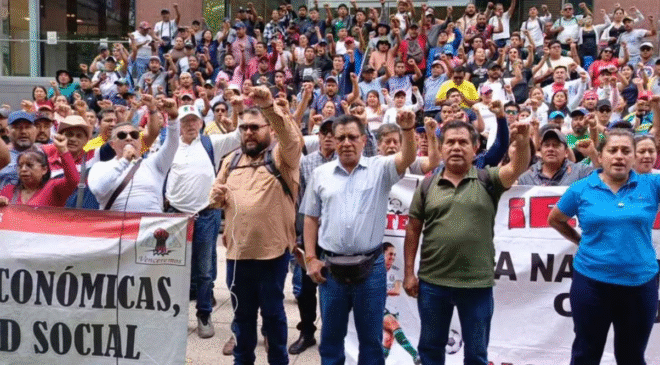 Sheinbaum rechaza entrega de bono por 800 mdp a la CNTE; fueron destinados a escuelas en Oaxaca, asegura