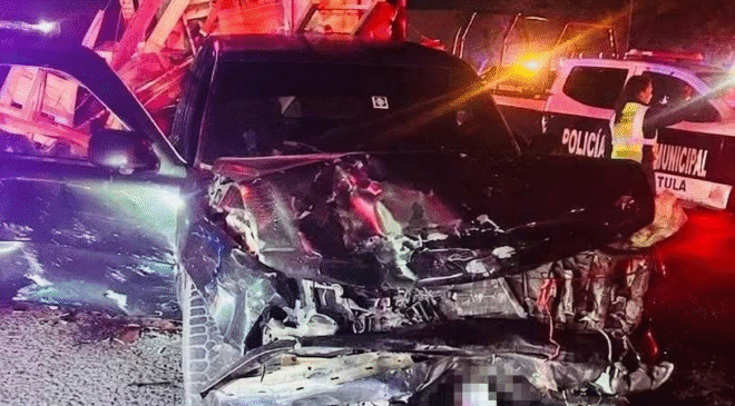Brutal choque en la Jorobas-Tula dejó 10 heridos, dos de ellos con heridas graves