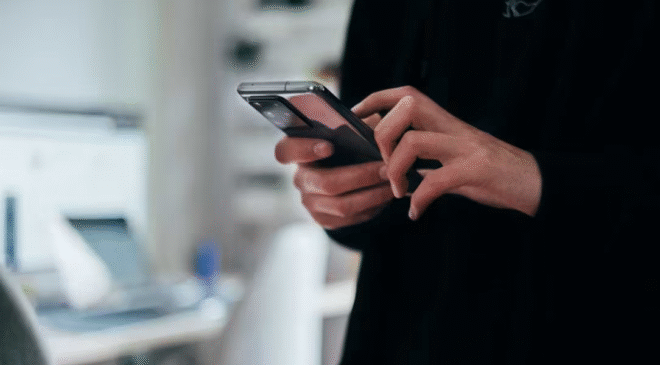 Pese a prórroga, 26 millones de líneas telefónicas podrían quedar sin servicio; Banamex alerta riesgos digitales y financieros