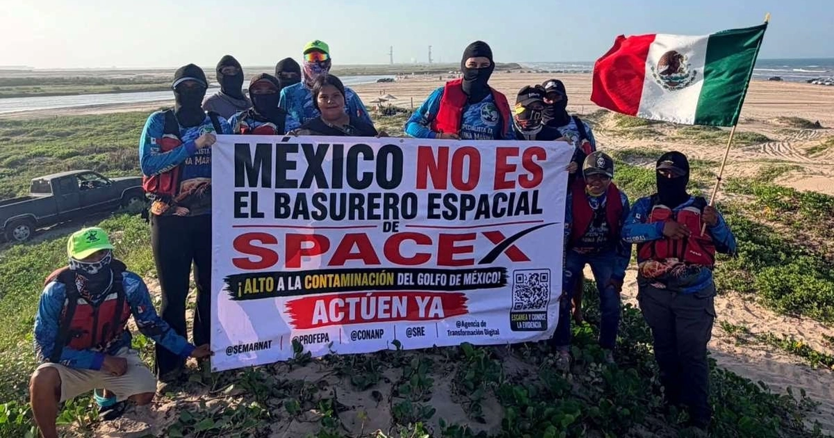 “México no es el basurero de Space X”: Conibio Global protesta en Playa Bagdad, en Matamoros, Tamaulipas. Foto: Instagram @eliasibarrardz
