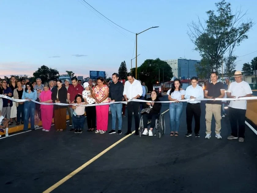 Tras años de abandono, el gobierno de Cristhian Martínez rehabilita la avenida Sur, en la colonia UHP