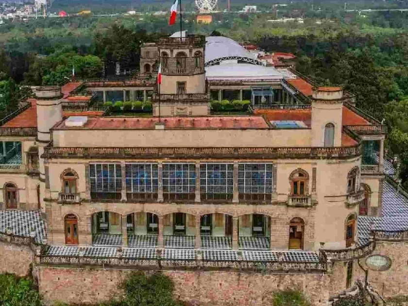 La FGR sí investiga la cena de la FIFA en el Castillo de Chapultepec celebrada en junio pasado. Crédito: INAH
