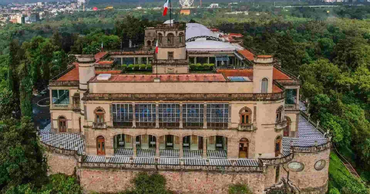 La FGR sí investiga la cena de la FIFA en el Castillo de Chapultepec celebrada en junio pasado. Crédito: INAH