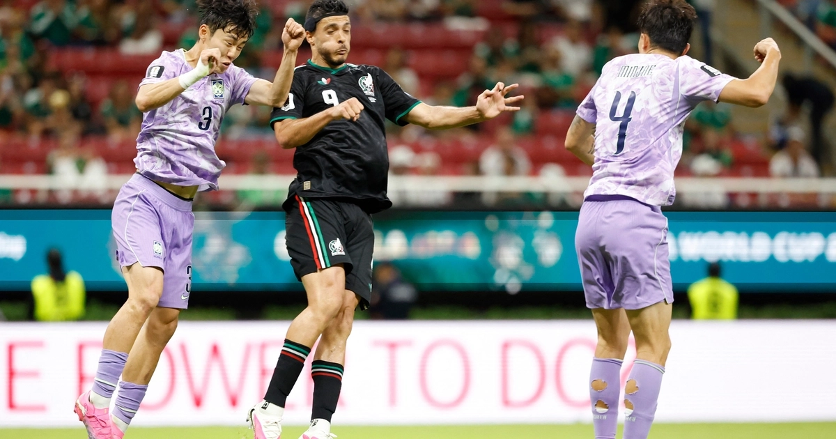 México logró avanzar a la siguiente fase de manera perfecta. (Photo by Ulises RUIZ / AFP)