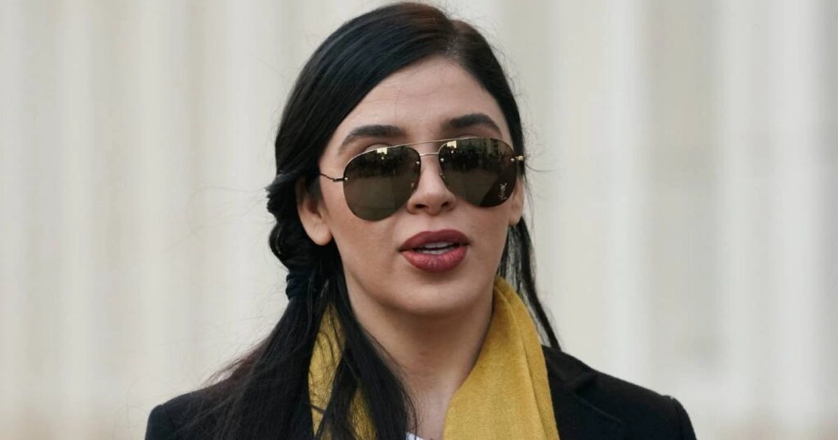 Emma Coronel y su abogada asistieron al evento como invitadas VIP