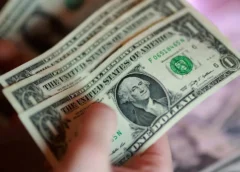 Las remesas ya no rinden igual por la fortaleza del peso