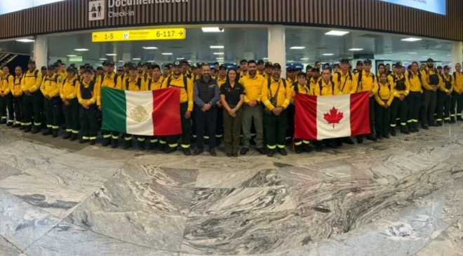 México envía 104 brigadistas a Canadá para combatir incendios forestales