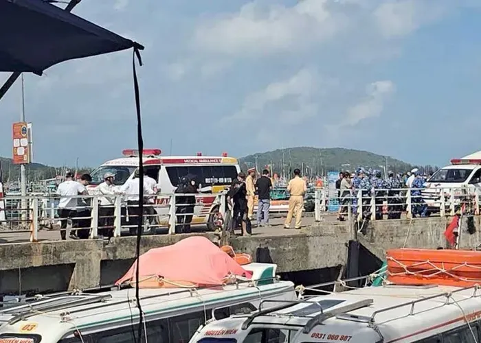 Al menos 15 turistas murieron por accidente. Foto: AFP