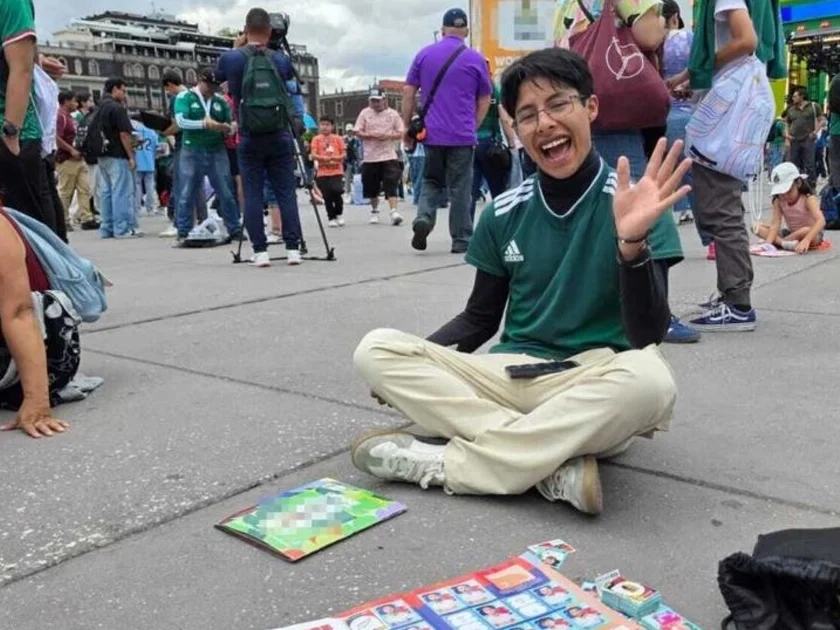 Miles de aficionados en el intercambio masivo del Zócalo | Foto: Uno TV