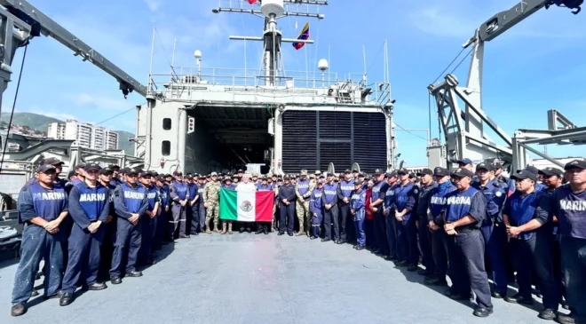 Buques de la Marina regresan a México tras llevar ayuda humanitaria a Venezuela