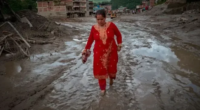 Qué causó la avalancha y otras 3 preguntas sobre la catástrofe que dejó cientos de muertos y desaparecidos en Nepal y Tíbet