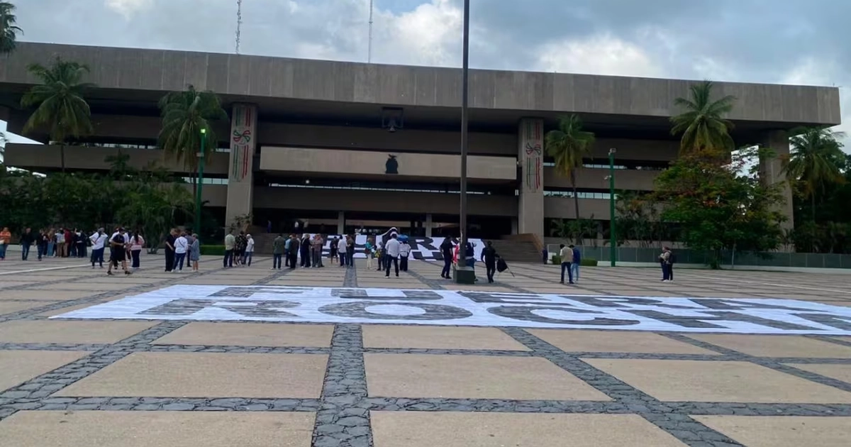 Ciudadanos y empresarios exigen salida de Rocha Moya en Sinaloa. Foto: Martha Reyes