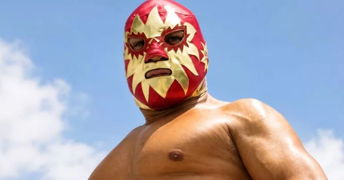 Solar II forjó una trayectoria de varias décadas en la lucha libre mexicana, destacando en múltiples combates y convirtiéndose en un símbolo de la Arena México