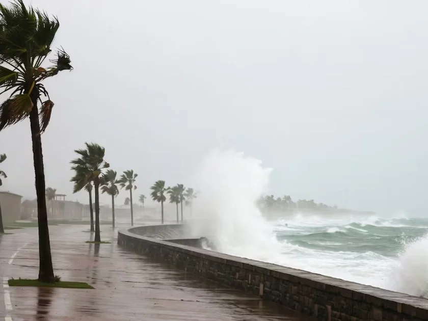 La CONAGUA tiene un pronóstico de las fechas de llegada de huracanes a México. Foto: Freepik