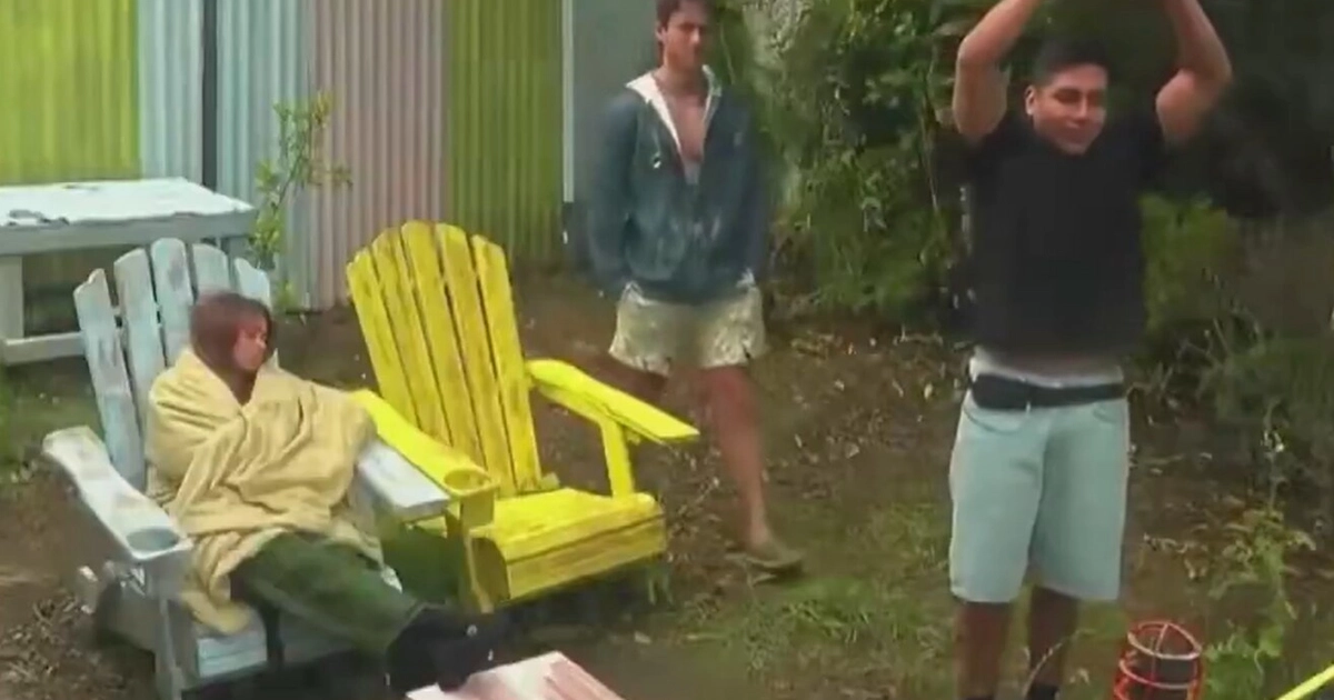 Yanet García, Ese Pérez y Luis Chaparro recibieron carritos con información del exterior. (Captura de pantalla )