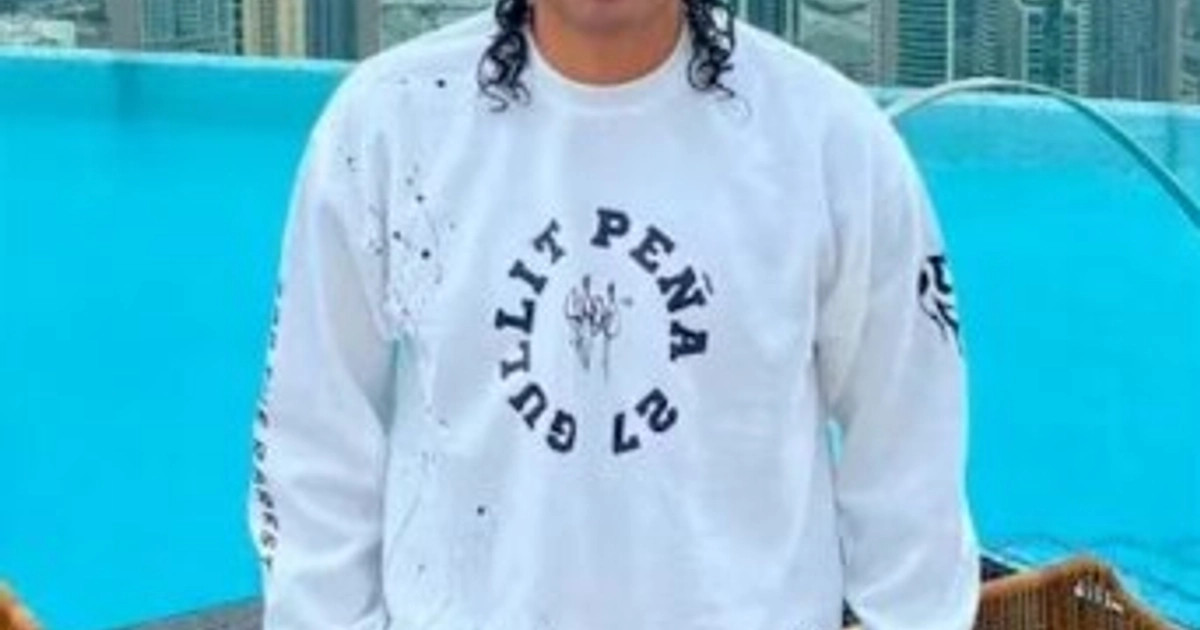 Carlos fundó la Gullit Academy en León e incursionó como empresario en México y Estados Unidos. (Especial)