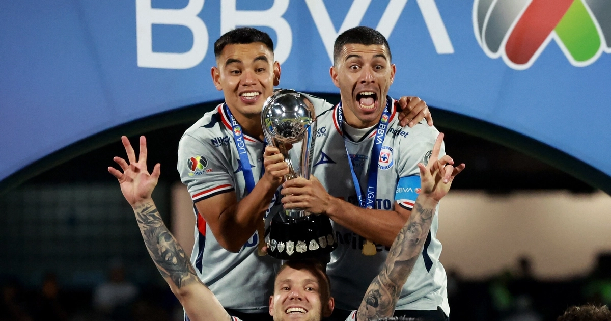 Erik Lira fue campeón con Cruz Azul (REUTERS/Henry Romero)