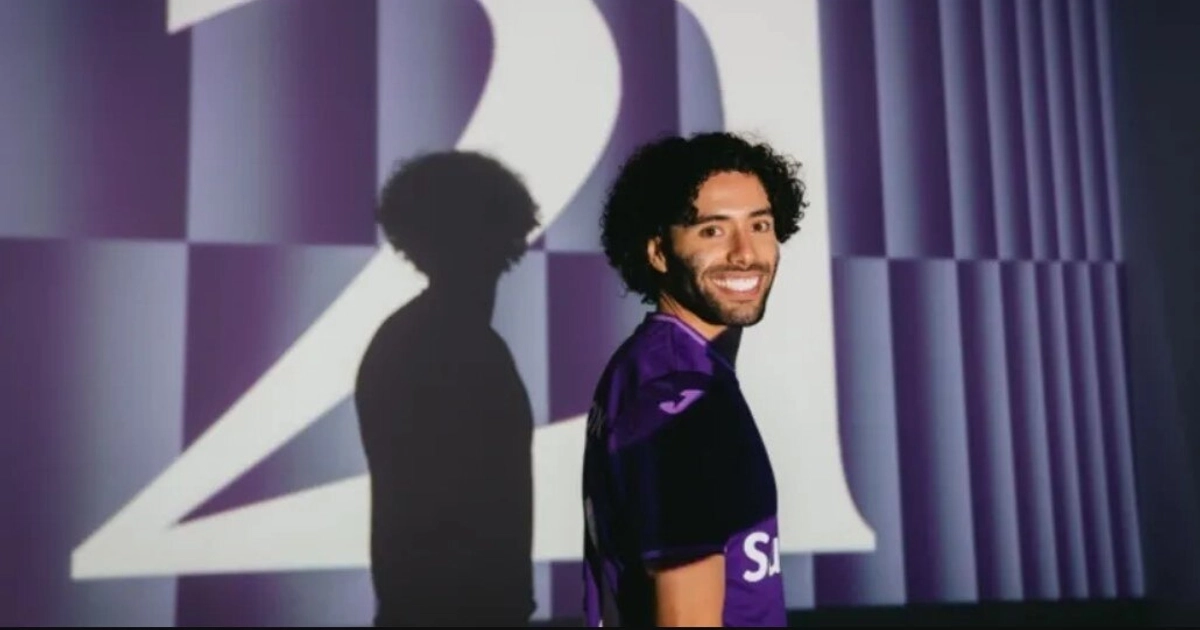La entrega de su dorsal a otro jugador en el club fue interpretada como un mensaje directo de cierre de Huerta hacia su etapa con el Anderlecht. (Especial)