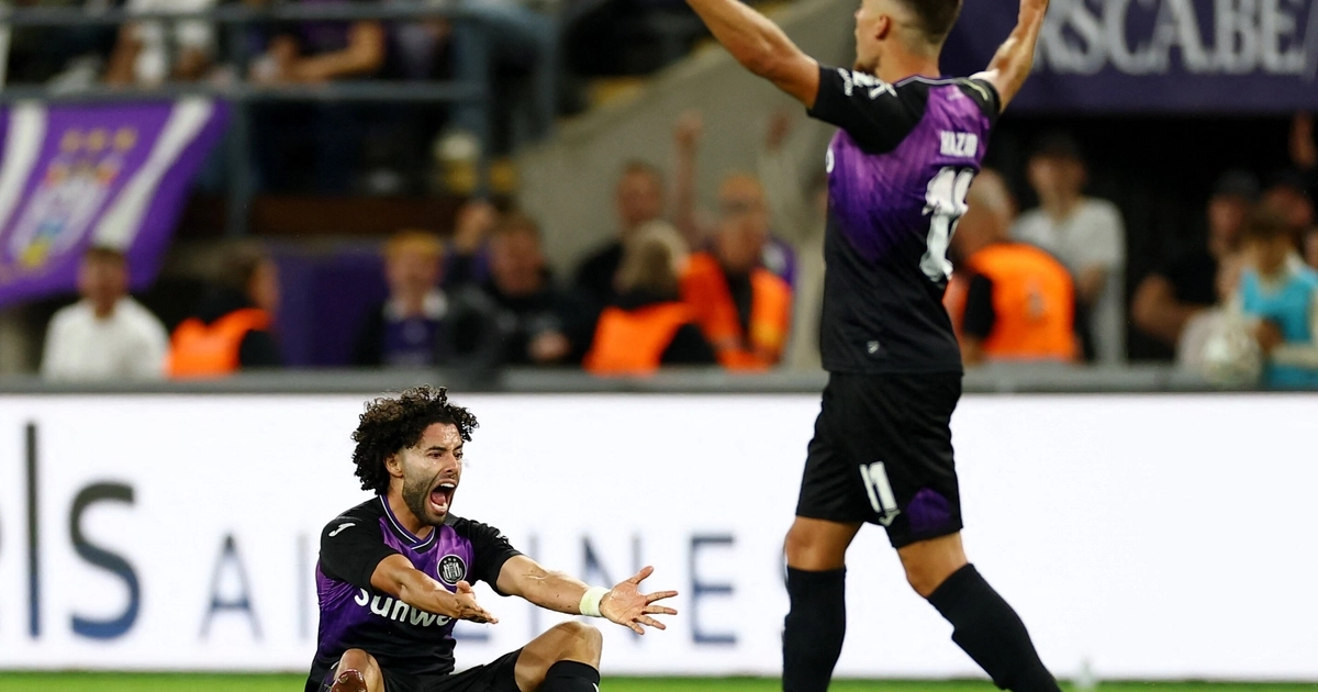 La prensa belga sostiene que el Chino Huerta “nunca convenció” en Anderlecht y afirmó que su primera experiencia en Europa fue “muy complicada”. REUTERS/Yves Herman