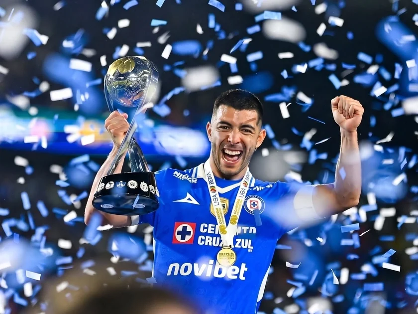 El mexicano saldrá de Cruz Azul para ser jugador del AS Mónaco (Imagen Ilustrativa Infobae)