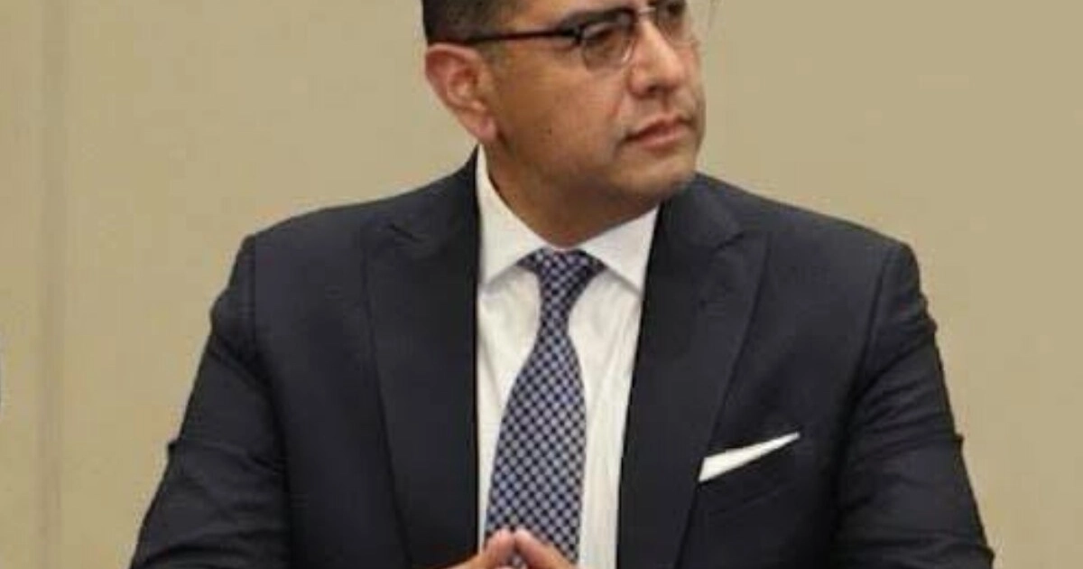 El fiscal respondió a preguntas de medios de comunicación luego del encuentro oficial. Crédito: FGEZ