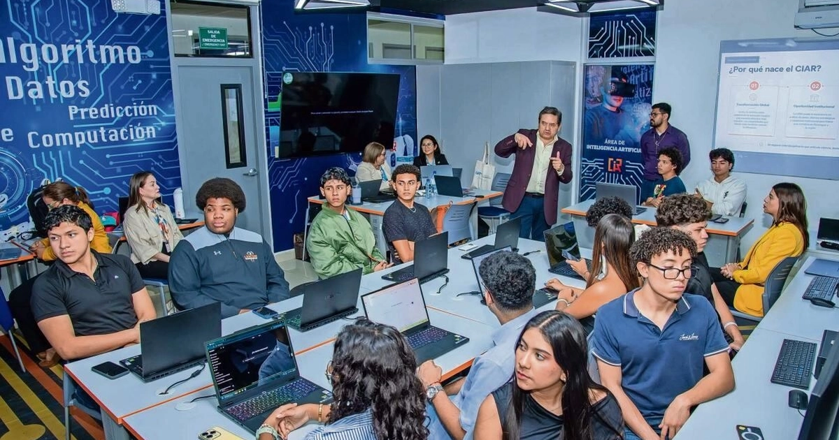 Estudiantes fantasmas hechos con IA cobran fondos federales