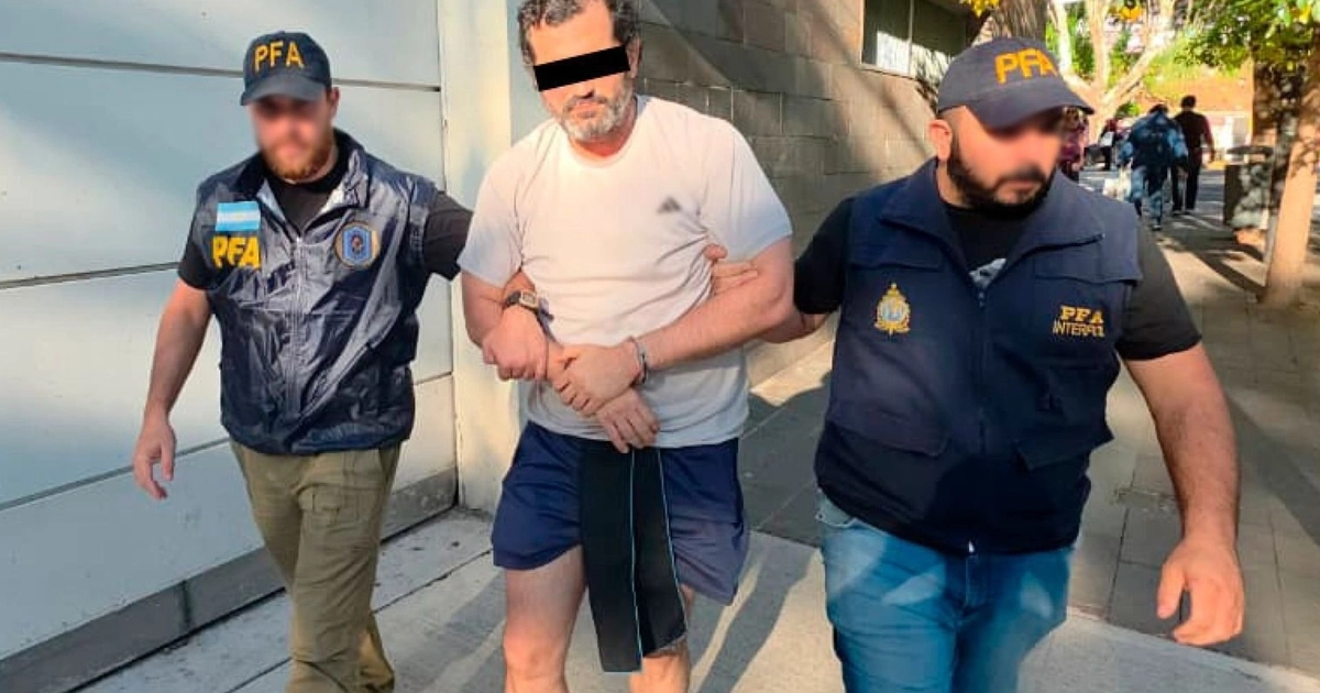 Fernando Farías el pasado 23 de abril de 2026, cuando fue detenido en Argentina. Crédito: Especial