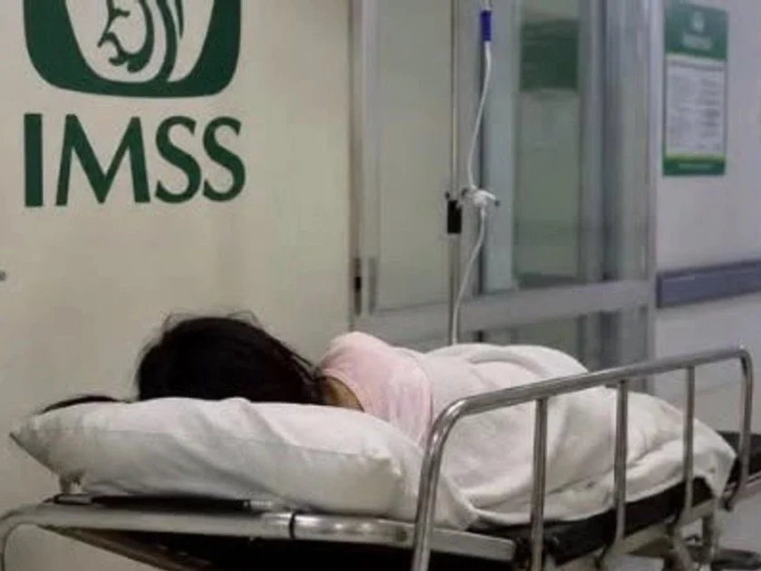 La menor de 11 años fue atendida en el Hospital General de Zona número 13 del IMSS en Matamoros. (@XiomaraVargasTV)