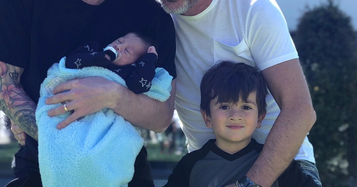Jorge con su hijo Lionel y sus nietos Thiago y Ciro durante las Pascuas del 2018