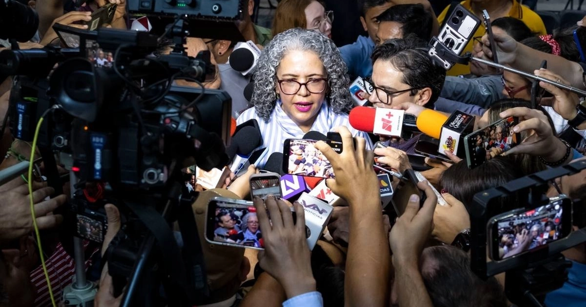 Gobernadora interina de Sinaloa trabaja con la federación para diseñar plan de seguridad; buscan recuperar tranquilidad ciudadana. Foto: Especial.