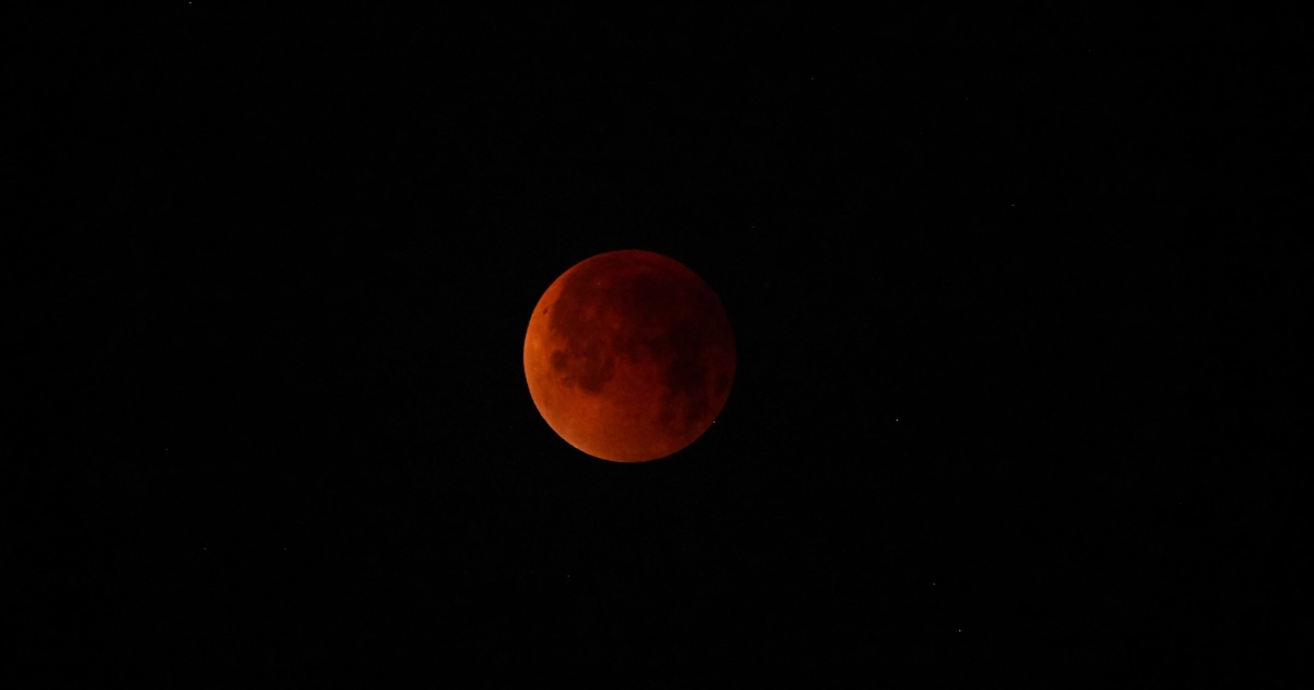 La Ciudad de México podrá ser testigo de este evento astronómico. (Photo by DIBYANGSHU SARKAR / AFP)