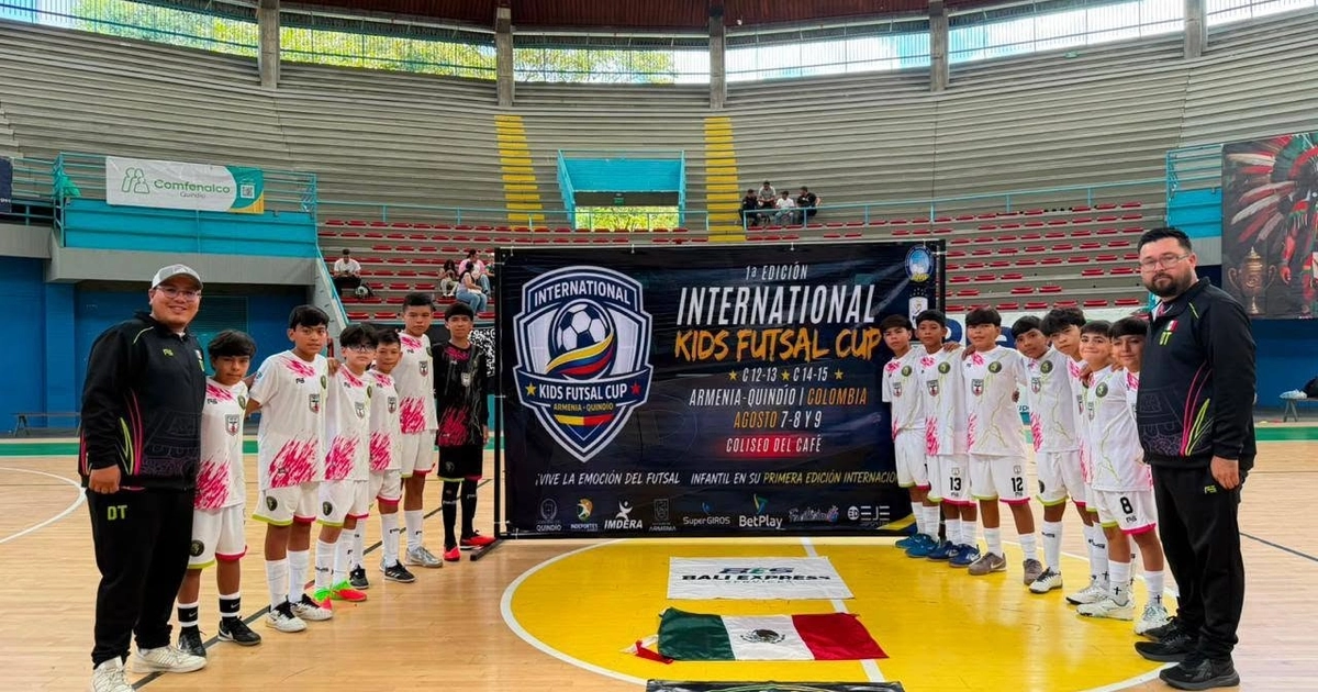 El equipo Leyendas Obeliz, representante de México, resultó campeón en la competencia Internacional Futsal Kids (FB/anareli.granados)
