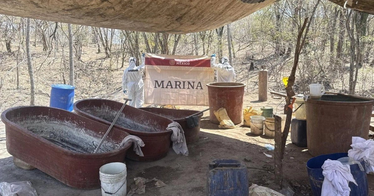 Imagen ilustrativa / Narcolaboratorio de mentantefamina asegurado en Sinaloa. Foto: Marina