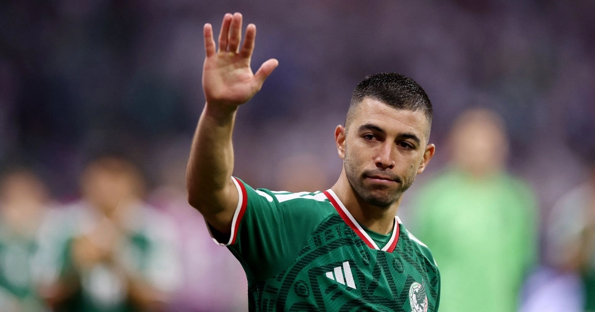 Erik Lira fue uno de los mejores jugadores en el partido entre México e Inglaterra (REUTERS)